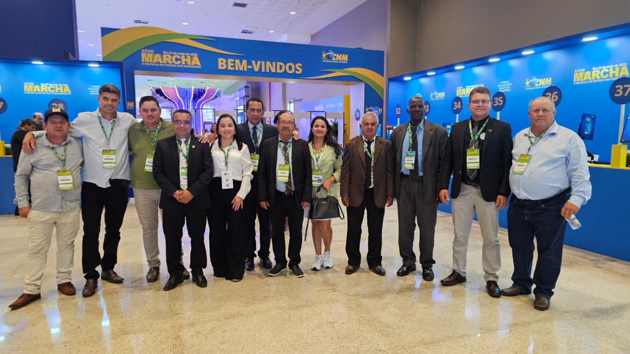 Vereadores de Ibiassucê participam da 27ª Marcha